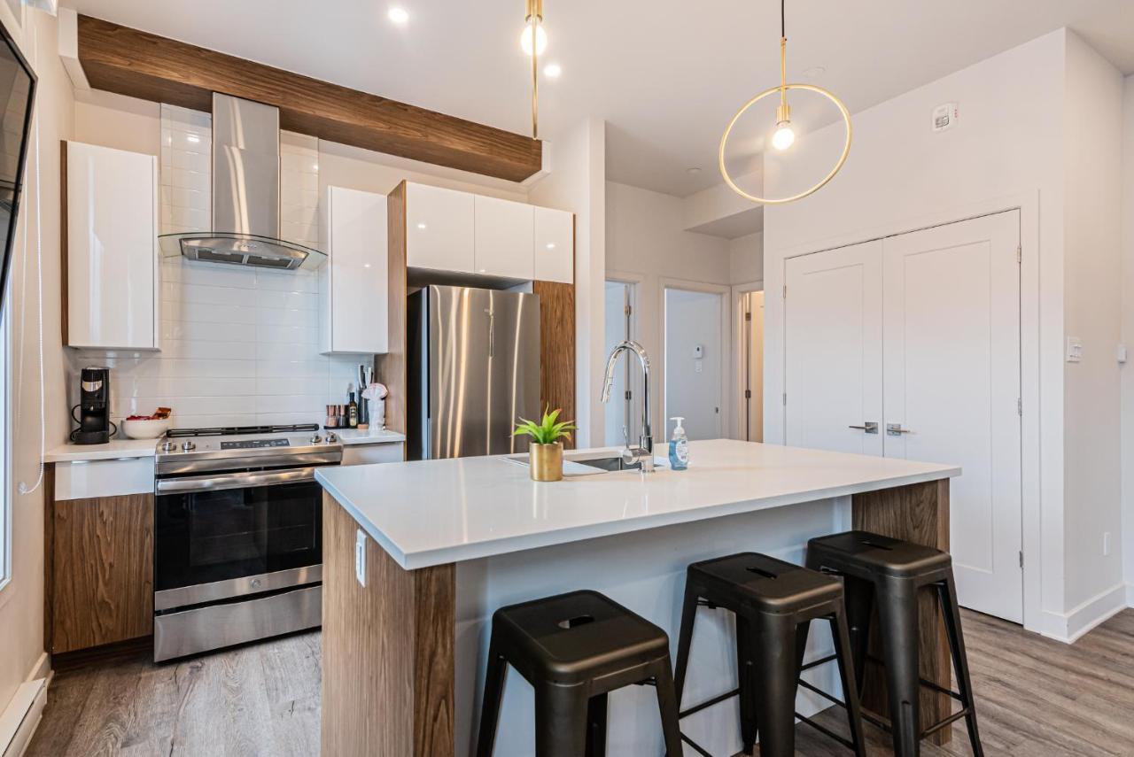 2 Bedroom Luxury In The Mile End By Den Stays Montréal Dış mekan fotoğraf